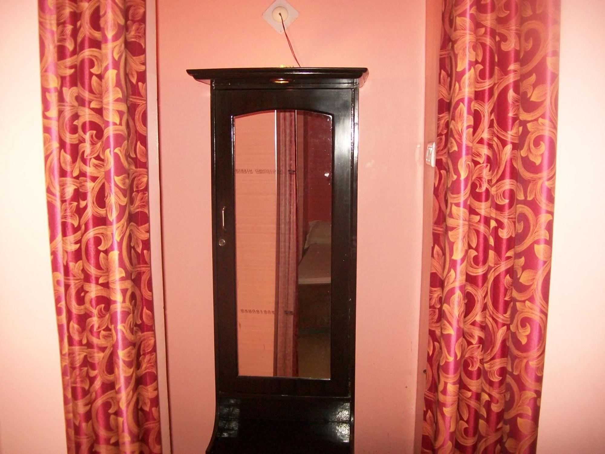 Hotel Viraat Inn Gaya Exterior photo