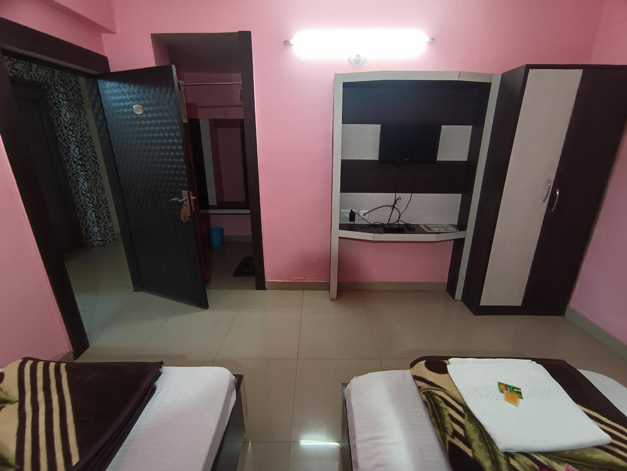 Hotel Viraat Inn Gaya Exterior photo