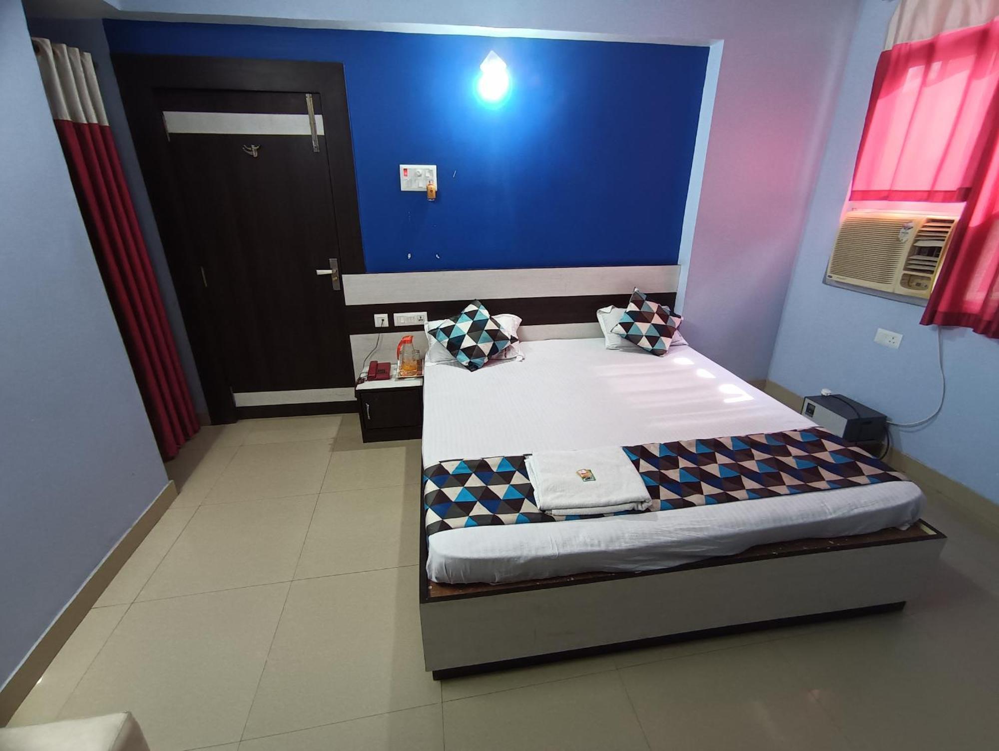 Hotel Viraat Inn Gaya Exterior photo