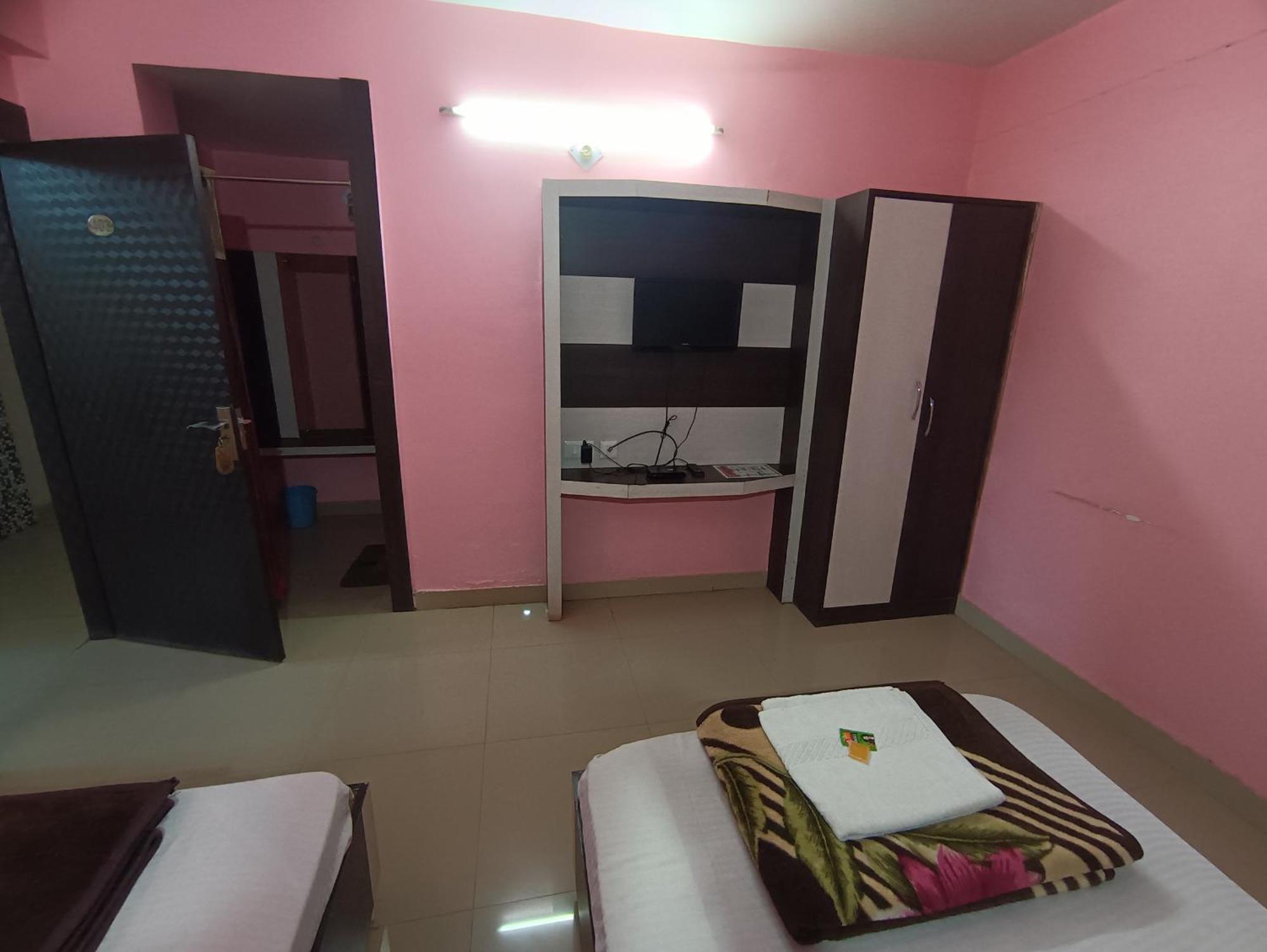 Hotel Viraat Inn Gaya Exterior photo
