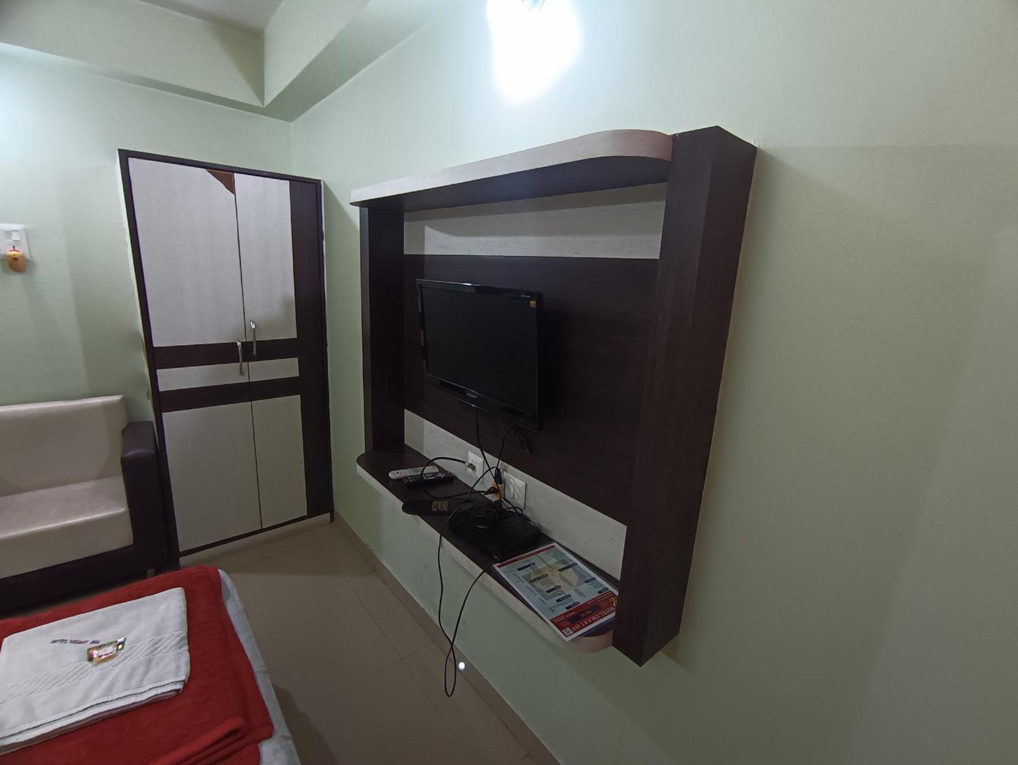 Hotel Viraat Inn Gaya Exterior photo