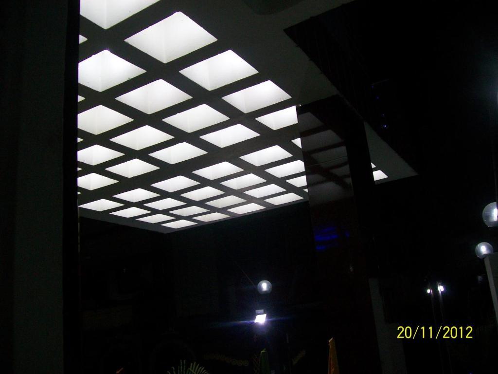 Hotel Viraat Inn Gaya Exterior photo