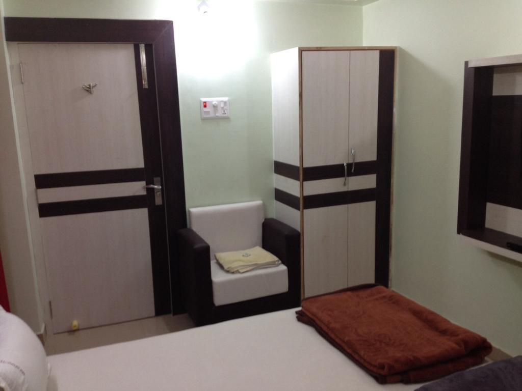 Hotel Viraat Inn Gaya Exterior photo